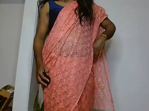 Snapshot of Akhilamolu_the_transsissy chatting on 23, 5, 2026 Akhilamolu the transsissy online show from 23, 5, 2026