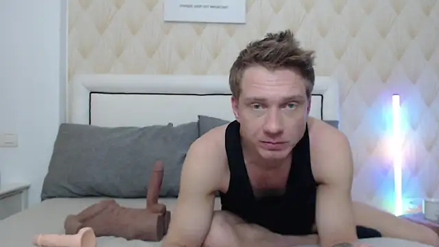 Snapshot of redheadxxl chatting on 21, 3, 2026 redheadxxl online show from 21, 3, 2026