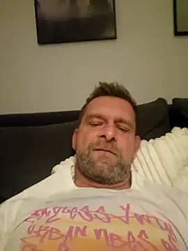 Snapshot of Mjn34 chatting on 9, 10, 2025 Mjn34 online show from 9, 10, 2025