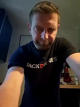 Snapshot of Mjn34 chatting on 27, 10, 2025 Mjn34 online show from 27, 10, 2025