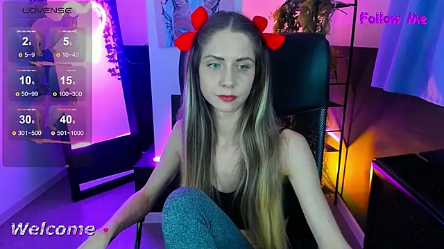 Snapshot of GrayceWild chatting on 10, 1, 2025 GrayceWild online show from 10, 1, 2025