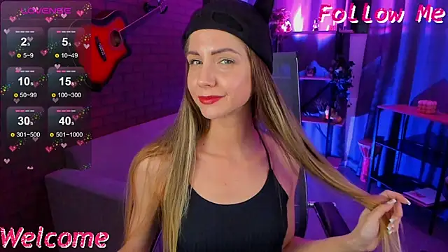 Snapshot of GrayceWild chatting on 24, 2, 2025 GrayceWild online show from 24, 2, 2025