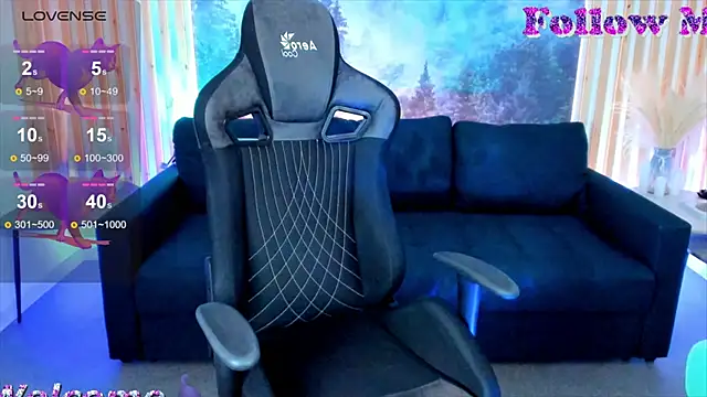 Snapshot of GrayceWild chatting on 22, 9, 2025 GrayceWild online show from 22, 9, 2025