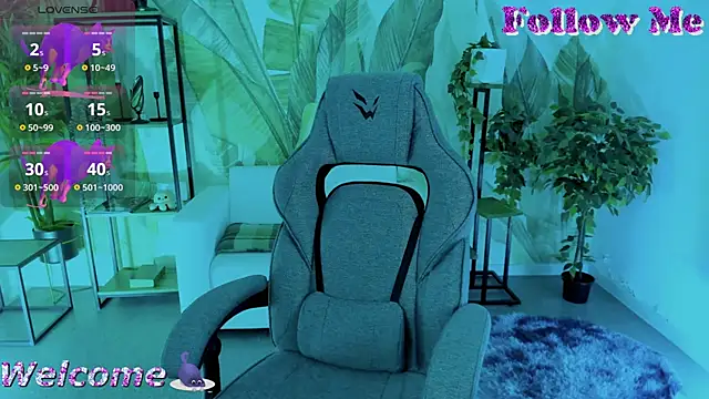 Snapshot of GrayceWild chatting on 26, 9, 2025 GrayceWild online show from 26, 9, 2025