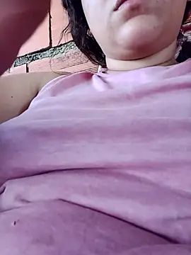 Snapshot of ValeriaSantos- chatting on 6, 2, 2026 ValeriaSantos- online show from 6, 2, 2026