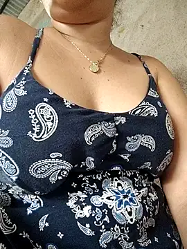 Snapshot of ValeriaSantos- chatting on 14, 5, 2026 ValeriaSantos- online show from 14, 5, 2026