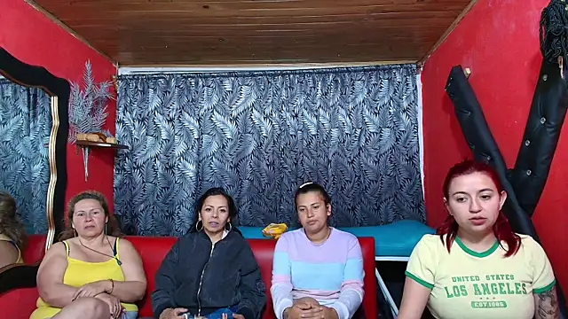 lesbiancuple online show from 26, 2, 2025