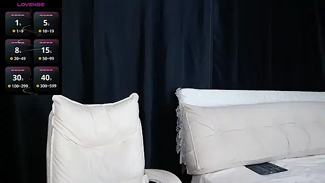 qianqian  online show from 6, 1, 2025