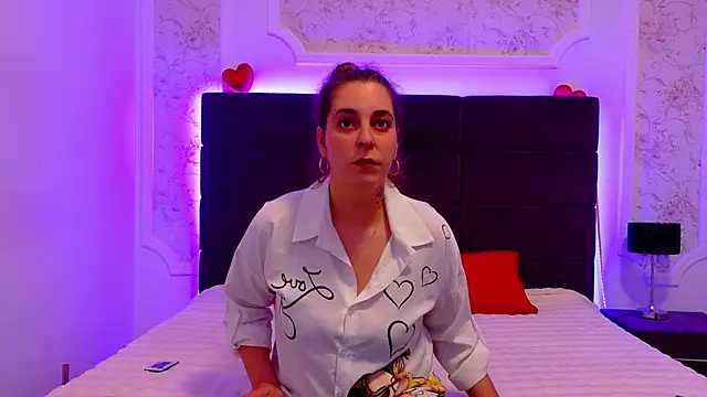 KarinaNoir online show from 25, 5, 2026