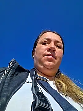 isabella rossse online show from 12, 3, 2026