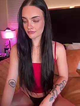 Snapshot of KarissaChantelle chatting on 18, 5, 2026 KarissaChantelle online show from 18, 5, 2026