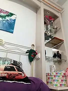 Snapshot of laura_dirtyhot chatting on 3, 12, 2025 laura dirtyhot online show from 3, 12, 2025