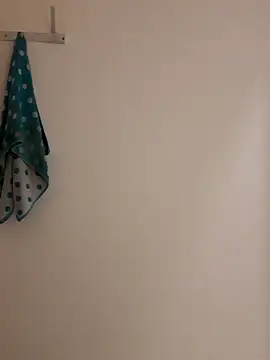 Moi Lina online show from 1, 2, 2026