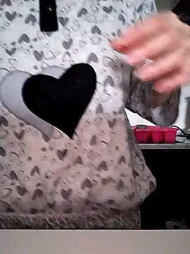 Moi Lina online show from 7, 2, 2026