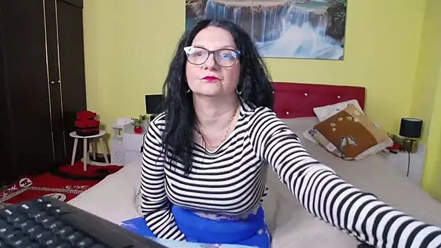 Snapshot of AlexaMorreno chatting on 13, 5, 2026 AlexaMorreno online show from 13, 5, 2026