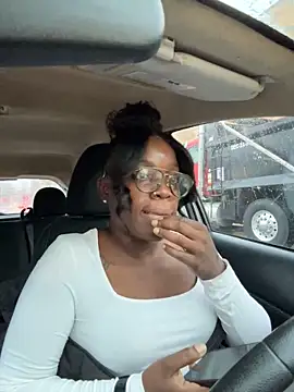 ChocolateBuns101 online show from 28, 12, 2024