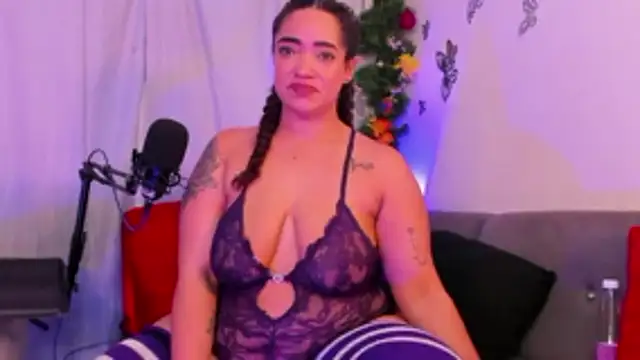 Snapshot of HannaMiills@xh chatting on 2, 5, 2026 HannaMiillsxh online show from 2, 5, 2026