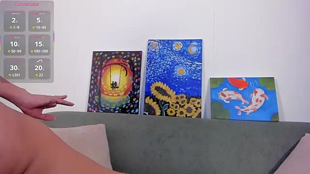 TIFFANYRUSSO online show from 9, 2, 2026