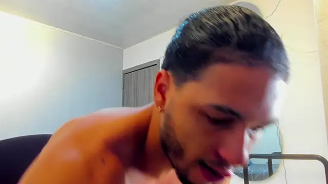 Snapshot of Kris_Khalifa69 chatting on 23, 2, 2026 Kris Khalifa69 online show from 23, 2, 2026