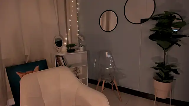 LiaPearce online show from 25, 9, 2025