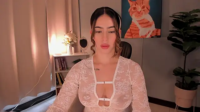 LiaPearce online show from 27, 10, 2025