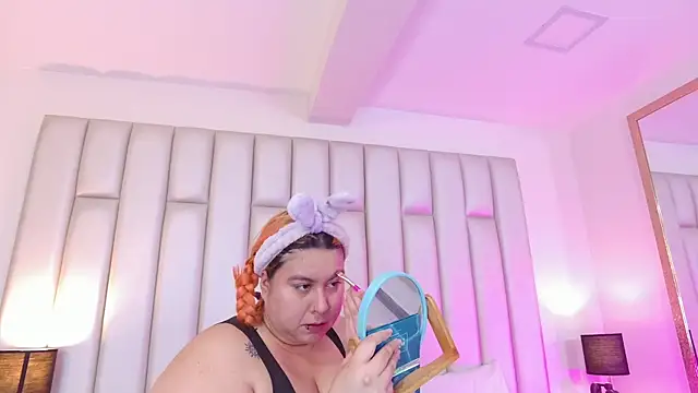 Snapshot of aandreaperez chatting on 7, 1, 2026 aandreaperez online show from 7, 1, 2026