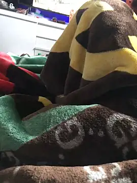 Hugetings online show from 2, 1, 2025