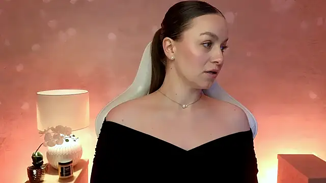 MilaFleur online show from 15, 2, 2026