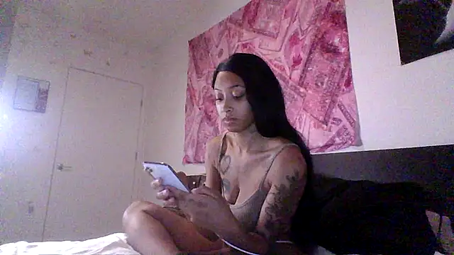 Snapshot of sexybribri@xh chatting on 8, 10, 2025 sexybribrixh online show from 8, 10, 2025