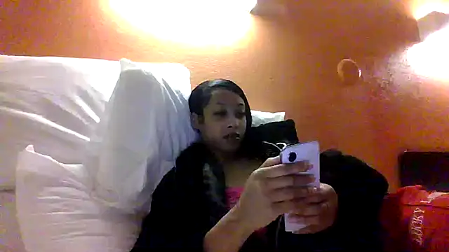 Snapshot of sexybribri@xh chatting on 15, 10, 2025 sexybribrixh online show from 15, 10, 2025