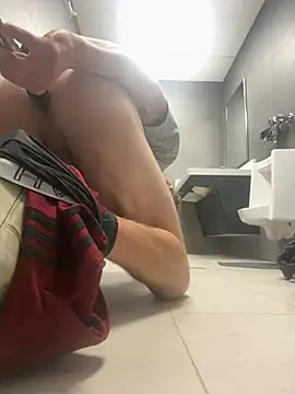 Lowerbottomboi online show from 6, 2, 2026