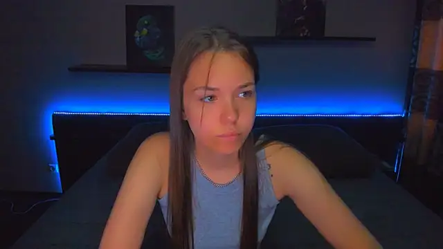 Snapshot of AlexaBarkley chatting on 13, 5, 2026 AlexaBarkley online show from 13, 5, 2026