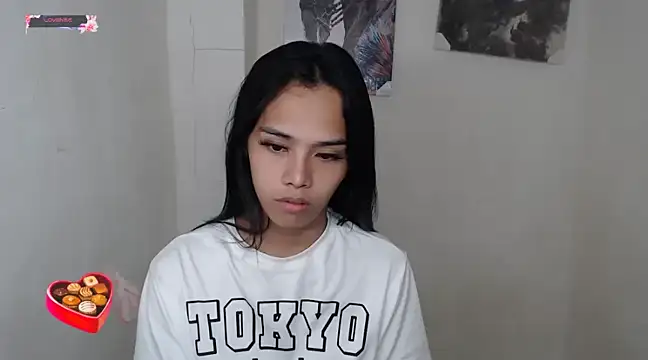 Snapshot of shecutie69 chatting on 10, 1, 2025 shecutie69 online show from 10, 1, 2025