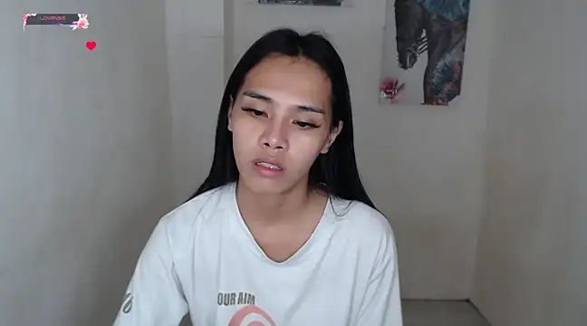 Snapshot of shecutie69 chatting on 8, 3, 2025 shecutie69 online show from 8, 3, 2025