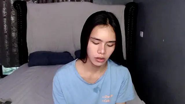 Snapshot of shecutie69 chatting on 15, 10, 2025 shecutie69 online show from 15, 10, 2025