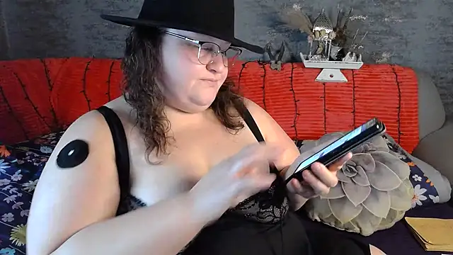 ThickBones online show from 29, 10, 2025