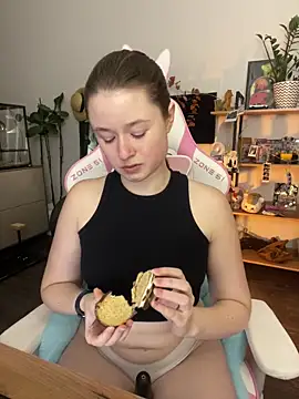 sweetest pie online show from 8, 11, 2025