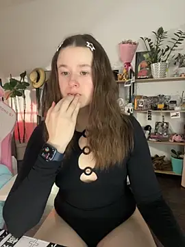 sweetest pie online show from 27, 11, 2025