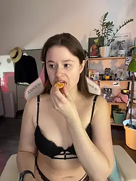 sweetest pie online show from 13, 4, 2026