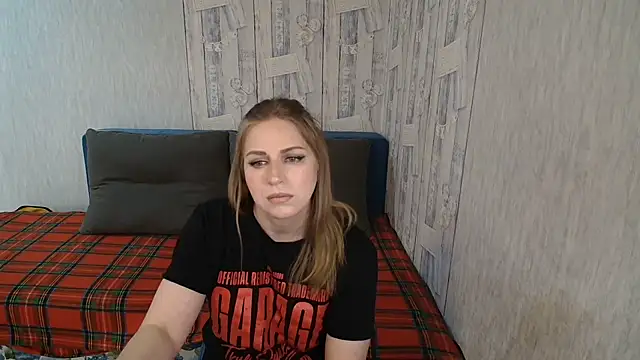 Pilly green  online show from 15, 2, 2026