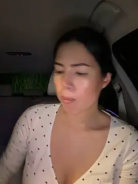 clairewntr online show from 28, 11, 2025