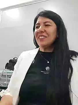 aisha latina online show from 31, 1, 2025