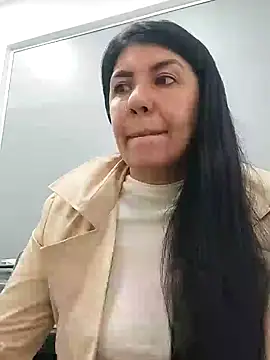 aisha latina online show from 10, 2, 2025