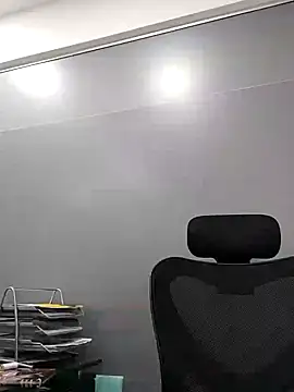 aisha latina online show from 25, 2, 2025