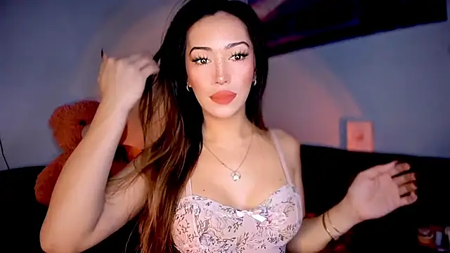 Jasmine Elcock online show from 17, 12, 2025