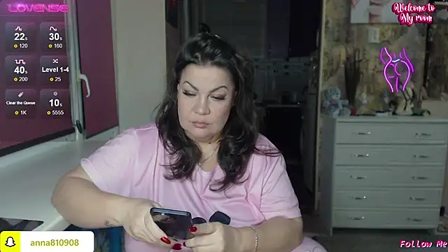 femme fatale1 online show from 2, 12, 2025