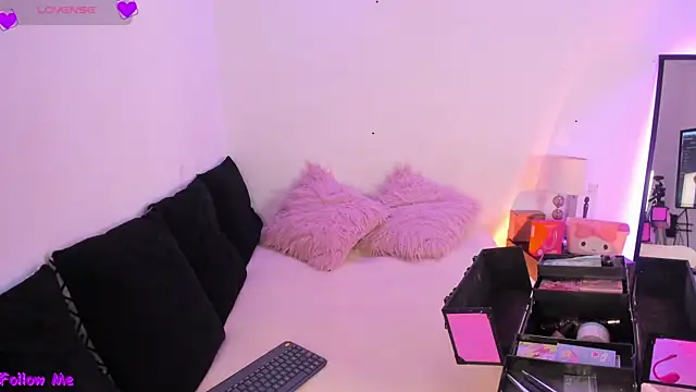 SophieRossi online show from 23, 10, 2025