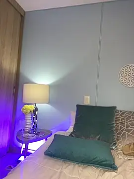 Snapshot of RouseColins chatting on 20, 1, 2025 RouseColins online show from 20, 1, 2025