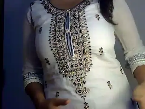 Snapshot of SiaraSiyA chatting on 9, 5, 2026 SiaraSiyA online show from 9, 5, 2026
