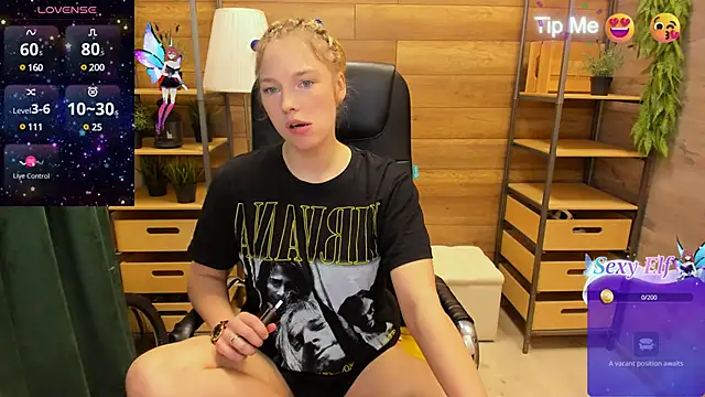  fiona Love online show from 5, 2, 2025